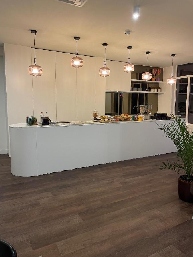 Hotel Bell-X Wevelgem Esterno foto
